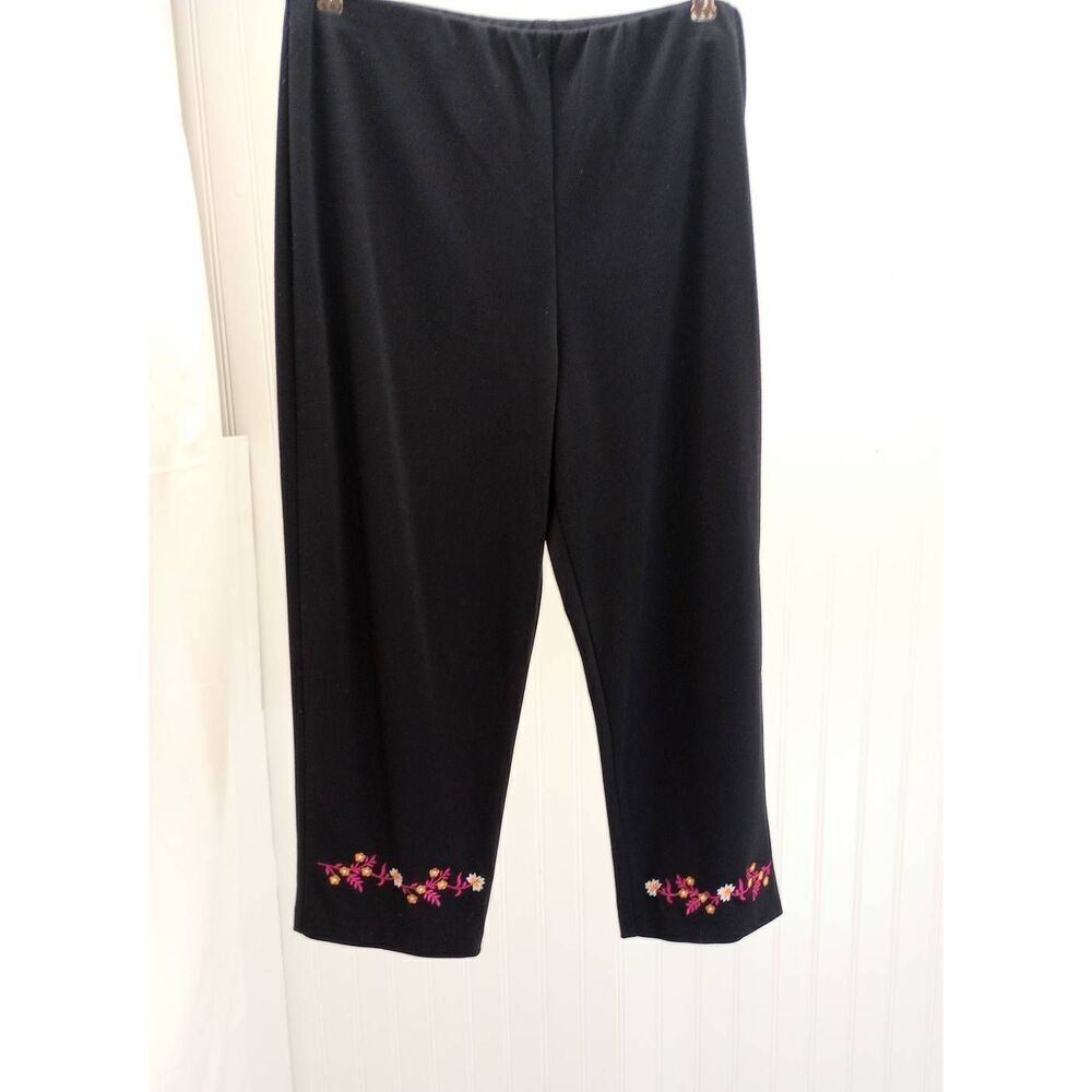Vintage Samantha Lee black embroidered Capri, Jersey material. Made in the USA.